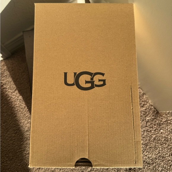 UGG Cahlvan Panther Print Sneaker - size 8 - NEW IN BOX - Picture 10 of 10